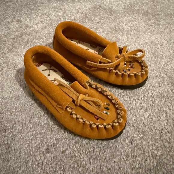 Toddler Moccasins - Picture 1 of 6